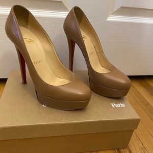 Christian Louboutin Bianca leather camel
